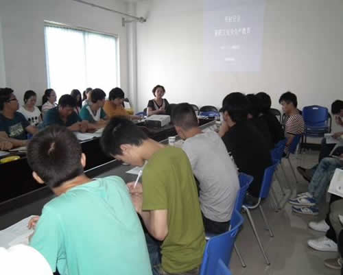 實(shí)習(xí)技校生入職培訓(xùn) 實(shí)習(xí)技校生入職培訓(xùn)