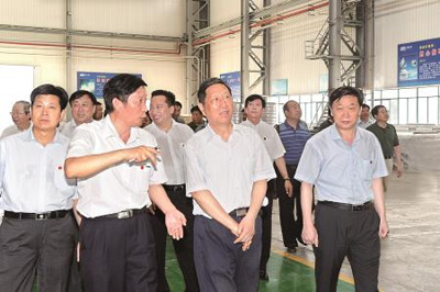 全國(guó)人大常委會(huì)副委員長(zhǎng)張平蒞臨公司調(diào)研 全國(guó)人大常委會(huì)副委員長(zhǎng)張平蒞臨公司調(diào)研