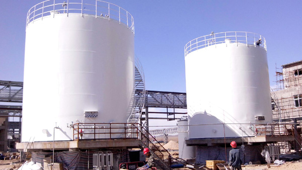 新疆阿勒泰金昊鐵業(yè)低溫貯槽系統(tǒng)試壓成功 新疆阿勒泰金昊鐵業(yè)低溫貯槽系統(tǒng)試壓成功